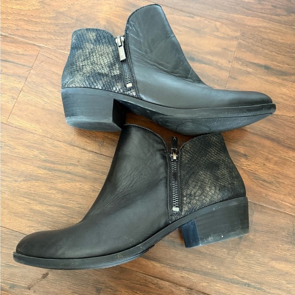 Lucky Brand Black Ankle Boots with Snakeskin Detail-Size 8.5 - Picture 3 of 14
